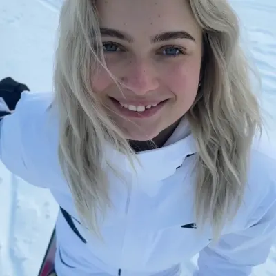 Мелания, 23